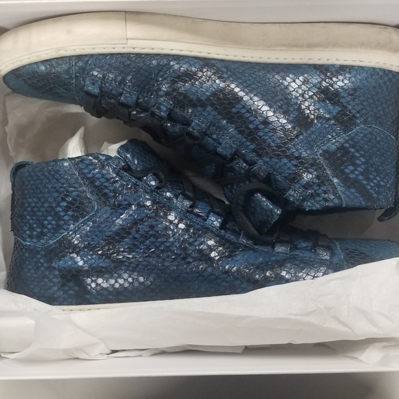 Balenciaga Blue Snakeskin Arenas - Picture 5 of 6